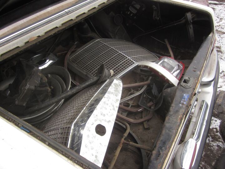 junkyard find 1965 mercedes benz w108