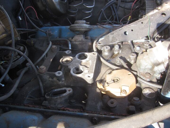 junkyard find 1979 oldsmobile cutlass supreme brougham