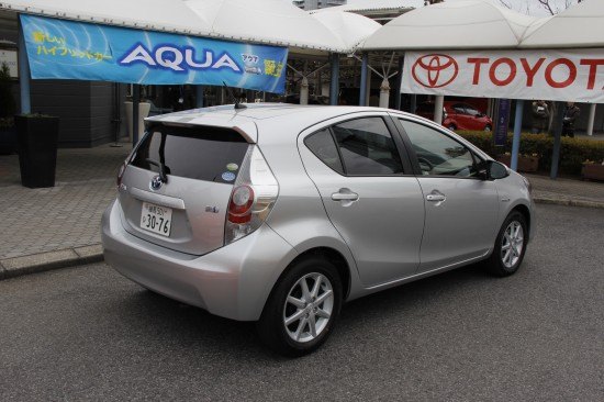 review of sorts prius c japanese spec