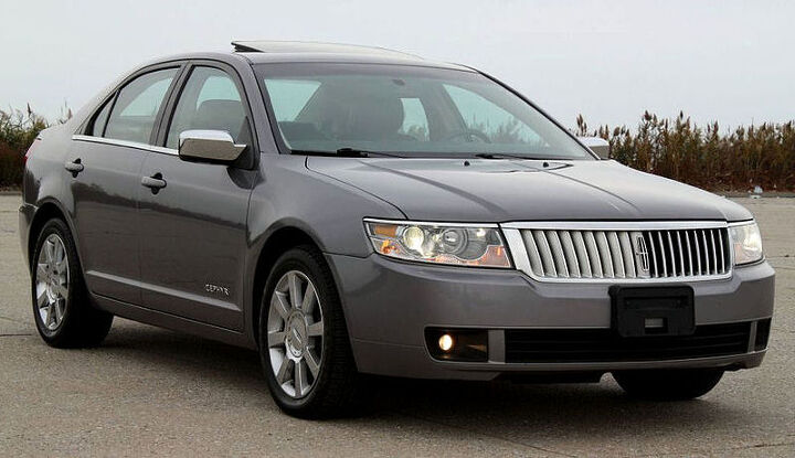 ford fusions debut makes the lincoln mkz redundant