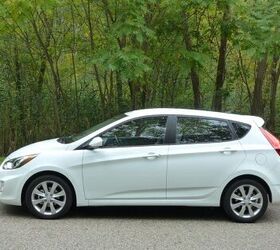 2012 hyundai store accent hatchback