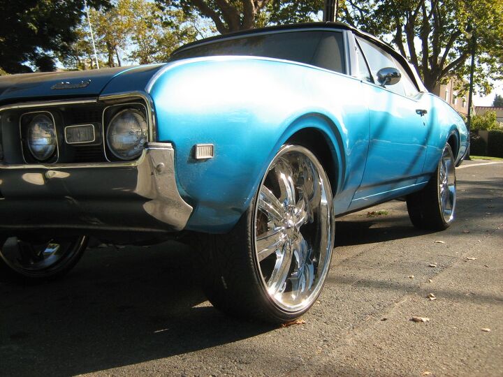 Down On the Alameda Street: 1968 Oldsmobile Cutlass Convertible Donk