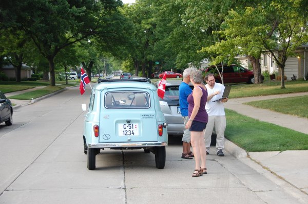 from oslo to los angeles and back in two 1962 renault r4s