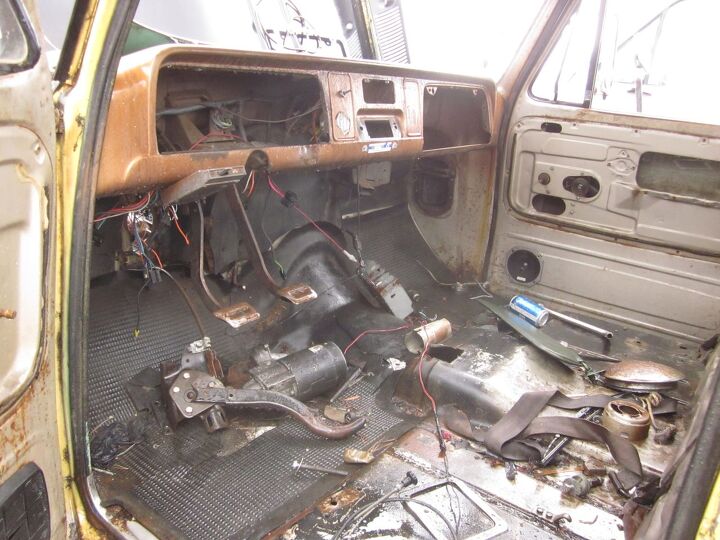 junkyard find 1966 chevrolet c10 pickup