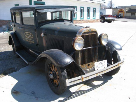 look at what i found 1928 oldsmobile now that s patina