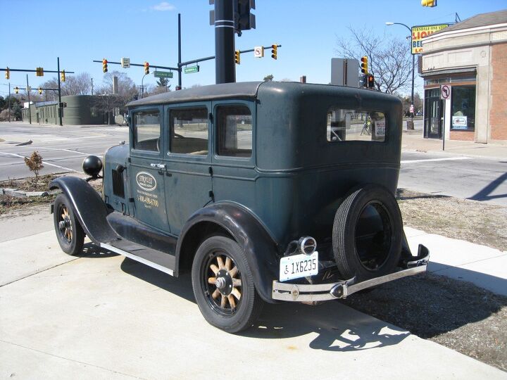 look at what i found 1928 oldsmobile now that s patina