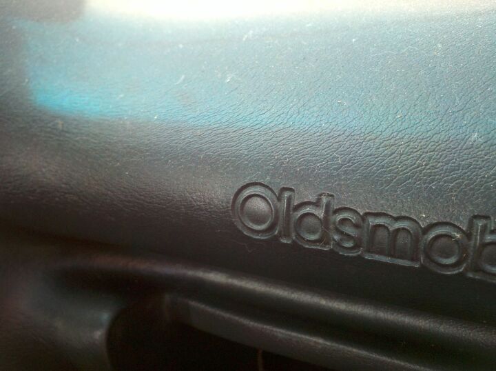 junkyard find 1993 oldsmobile achieva scx