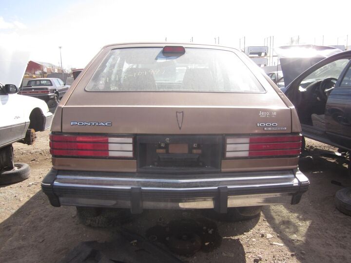 junkyard find 1986 pontiac 1000