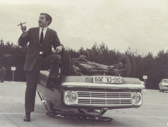 The Story Behind The Best Bob Lutz Photo Ever