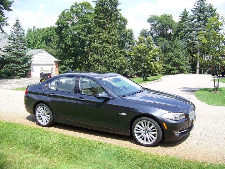 review 2011 bmw 5 series 535i and 550i