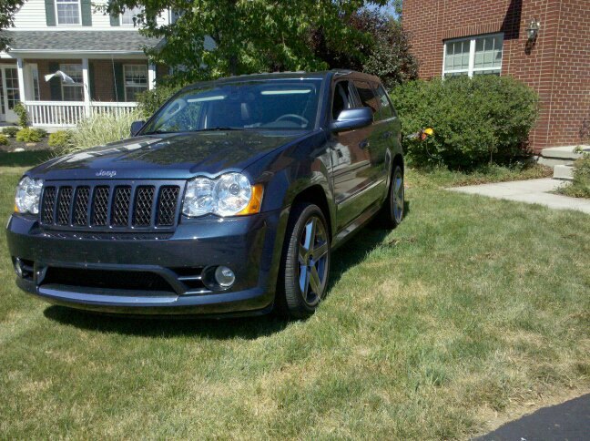 review 2010 jeep grand cherokee srt 8