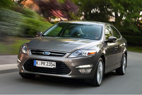new mondeo premieres has ford taurus a new one
