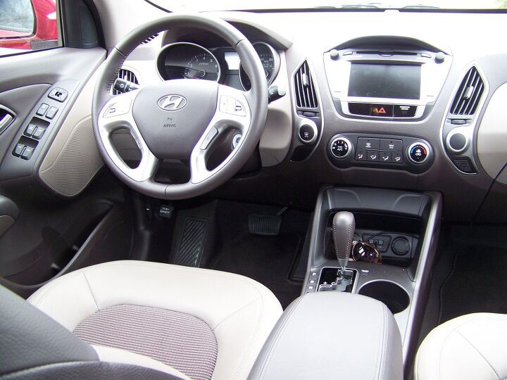 Hyundai Tucson 2010 Interior Photos Cabinets Matttroy hyundai-tucson-2010-interior-photos-cabinets-matttroy