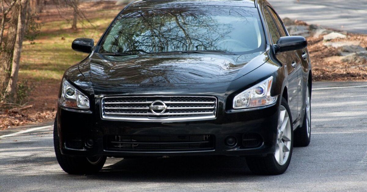 Review: 2010 Nissan Maxima