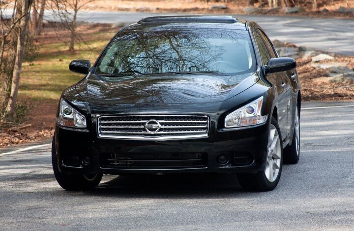 Review: 2010 Nissan Maxima