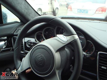 is the porsche panamera s interior ugly