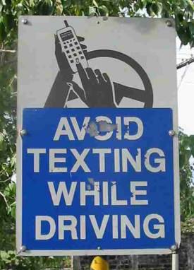 uk texting drivers who kill face 7 years in prison
