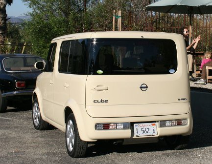 2007 nissan cube review