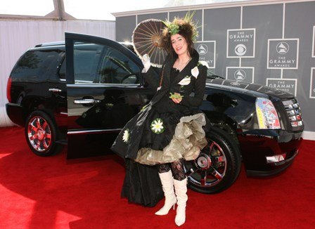 gm rolls out the green carpet for the grammys