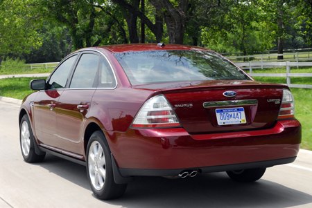 ford taurus limited review