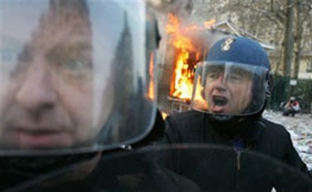 traditional bastille day riots claim 266 parisian vehicles