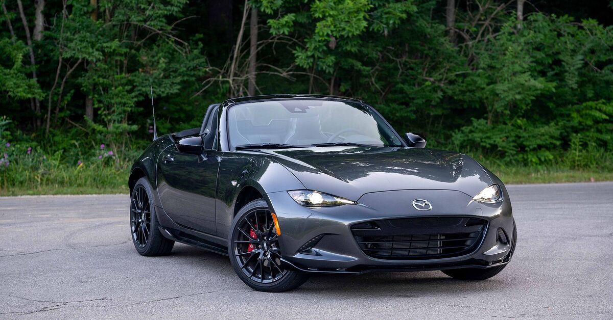 vrede Salie Paine Gillic 2022 Mazda MX-5 Miata Review - Driving Distilled | The Truth About Cars