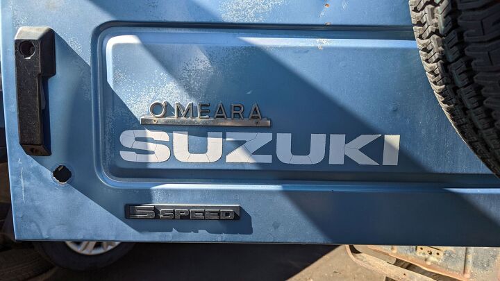 junkyard find 1988 suzuki samurai