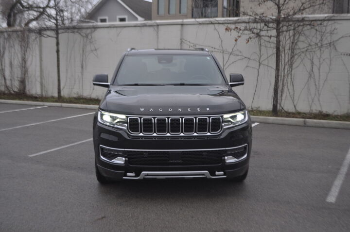 2022 jeep wagoneer review rolling confusion