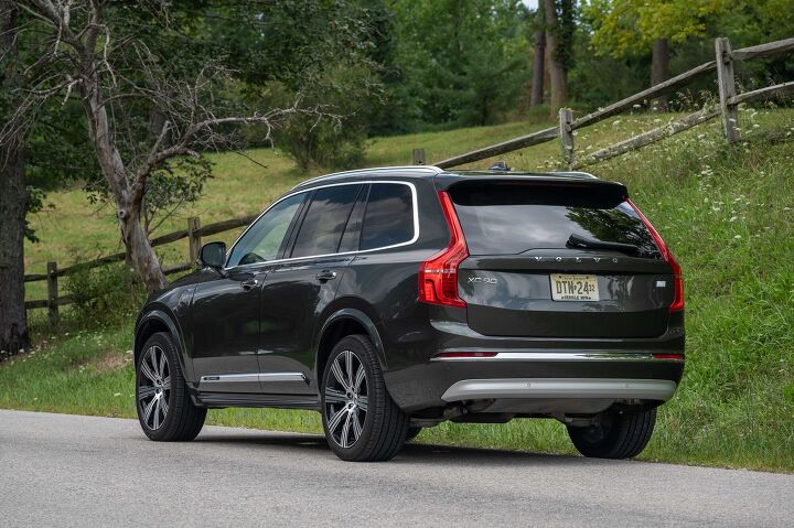 2022 volvo xc90 recharge t8 review responsibility
