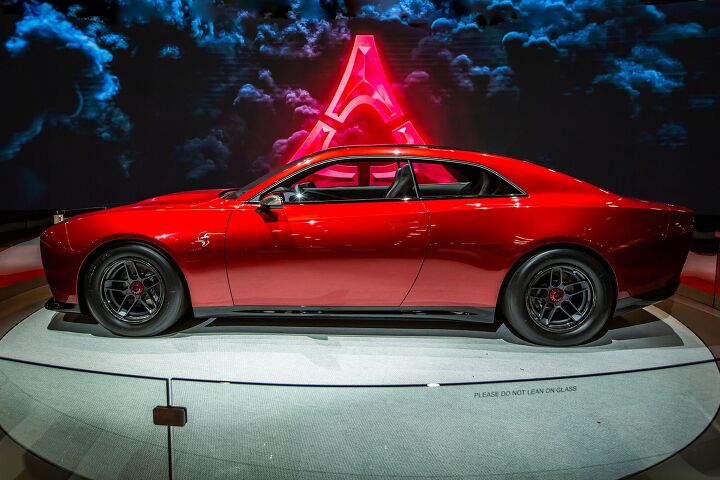 dodge puts horsepower numbers to charger daytona srt concept