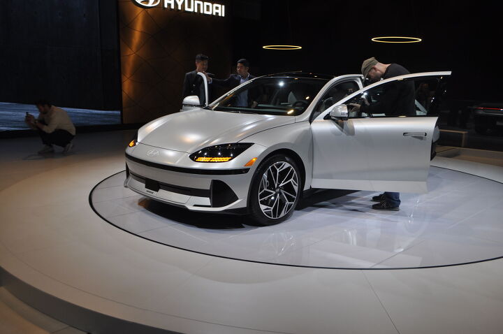 hyundai brought the goods to the la auto show
