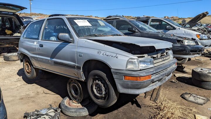 Junkyard Find: 1990 Daihatsu Charade SE Hatchback