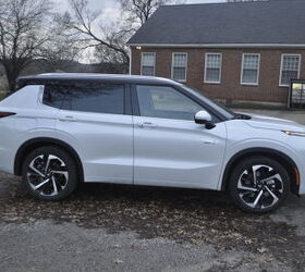 2023 Mitsubishi Outlander PHEV First Drive: Credible Competition
