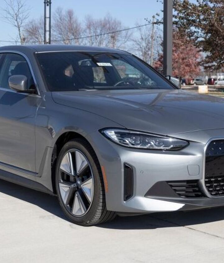 bmw-recalling-ix-i4-and-i7-evs-over-battery-issues tacika.ru