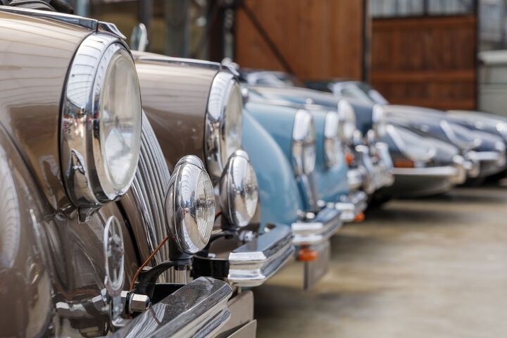 Over 200 Classic Cars Found in Holland