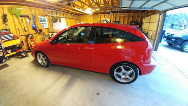 used car of the day 2003 ford focus svt