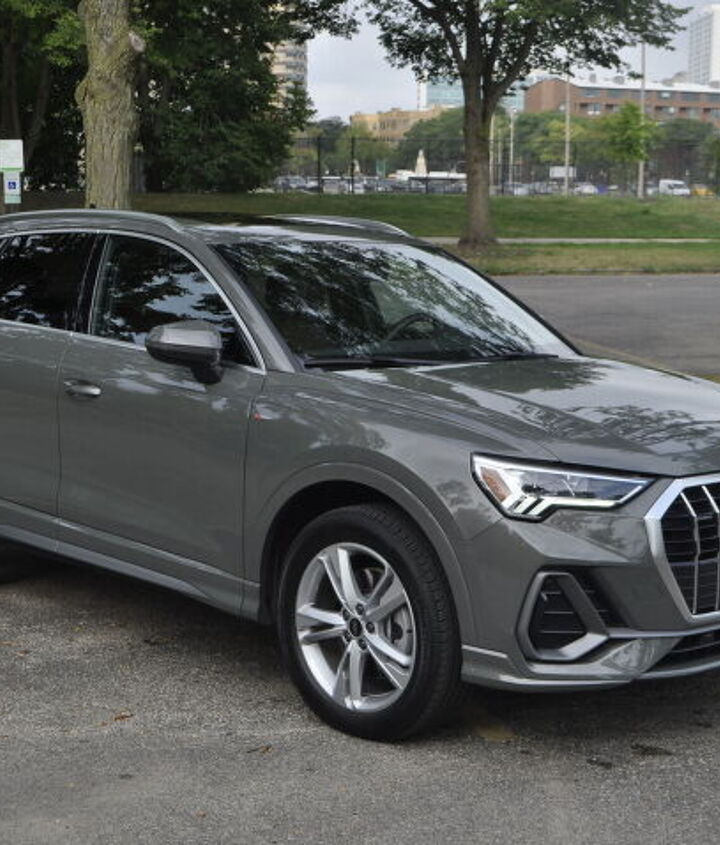 2022-audi-q3-s-line-review-sporty-or-just-weird taciki.ru