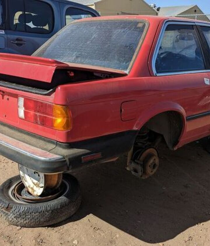 junkyard find   1986 bmw 325es