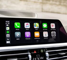 ford ceo we re not ditching carplay anytime soon