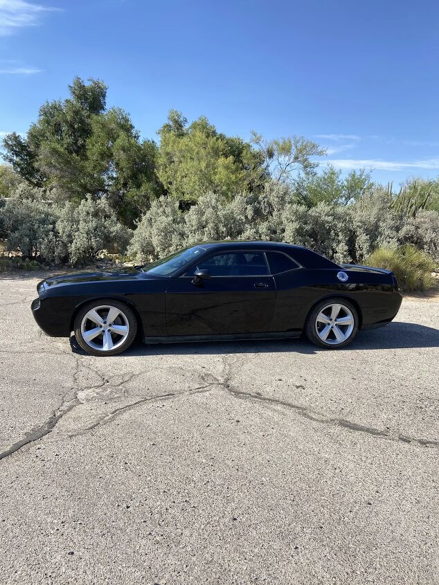 used car of the day 2010 dodge challenger r t
