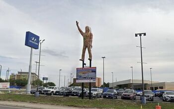 San Antonio Hyundai Dealer Removes Landmark