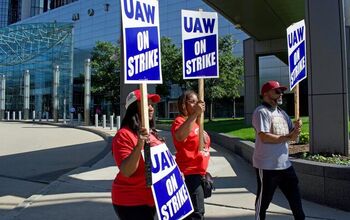 Auto Industry Strike: UAW and Big Three Fail to Agree on Terms