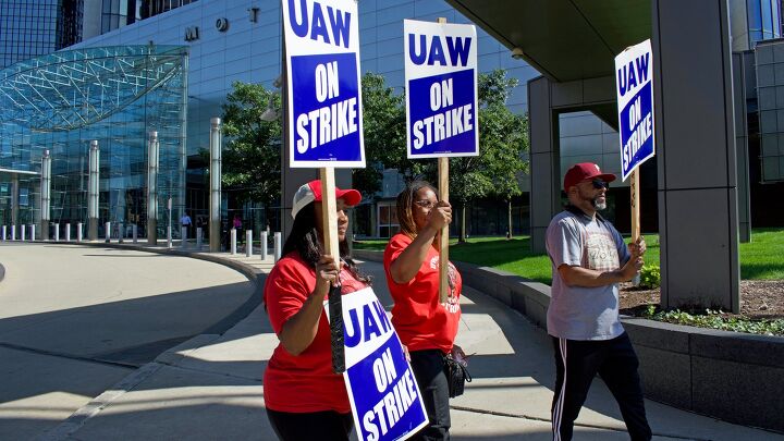 Auto Industry Strike: UAW and Big Three Fail to Agree on Terms