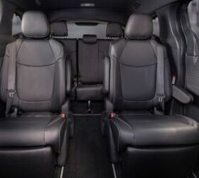 IIHS: Minivans Don't Do Enough to Protect Rear Passengers