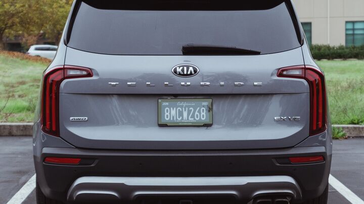 ford to offer digital license plates