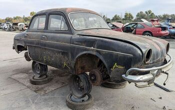 Junkyard Find: 1959 Renault Dauphine