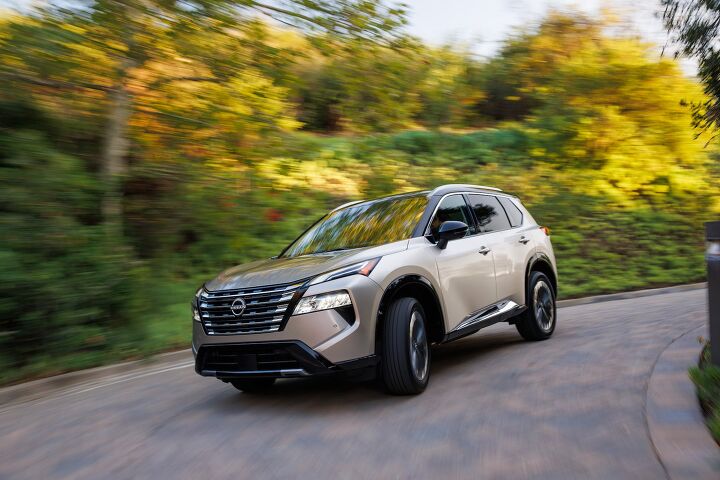 nissan updates rogue adds tech and tweaks styling