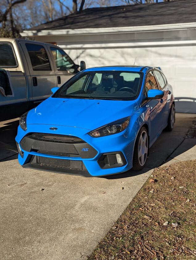 used car of the day 2017 ford focus rs