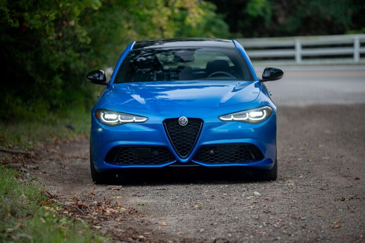2024 alfa romeo giulia review forget the touchscreen embrace the windscreen
