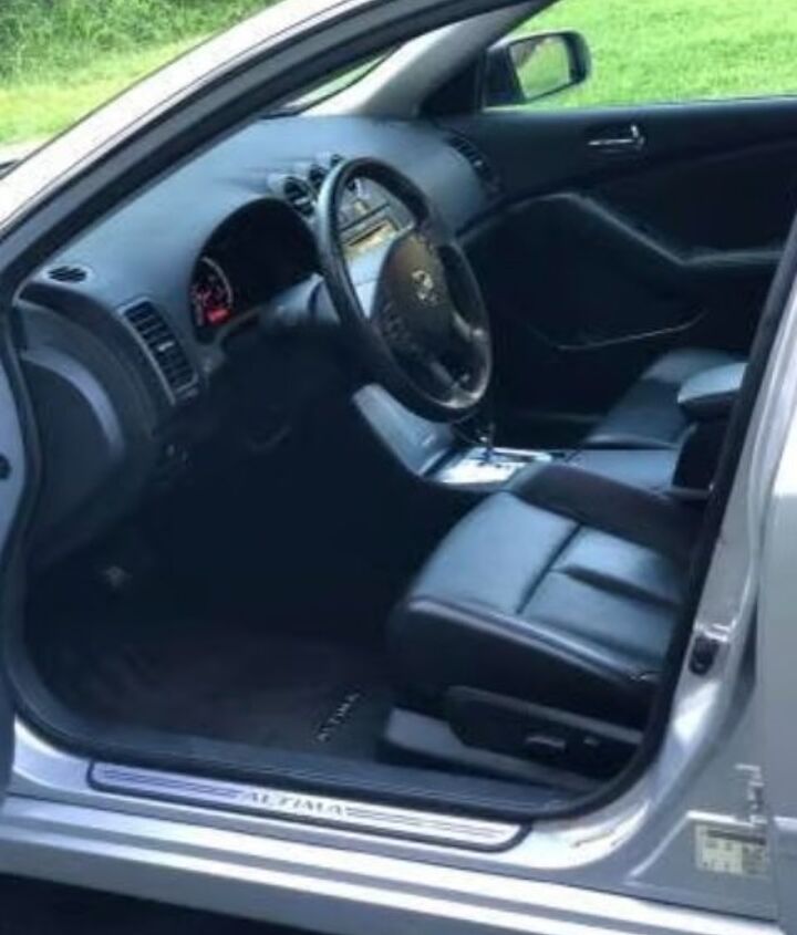 used car of the day 2012 nissan altima sr